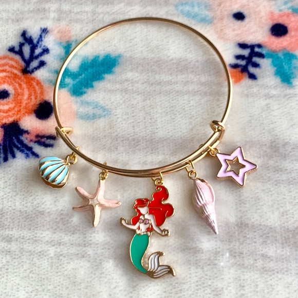 Jewelry - 🧜🏻‍♀️ Disney Ariel Themed Charm Bracelet 🧜🏻‍♀️